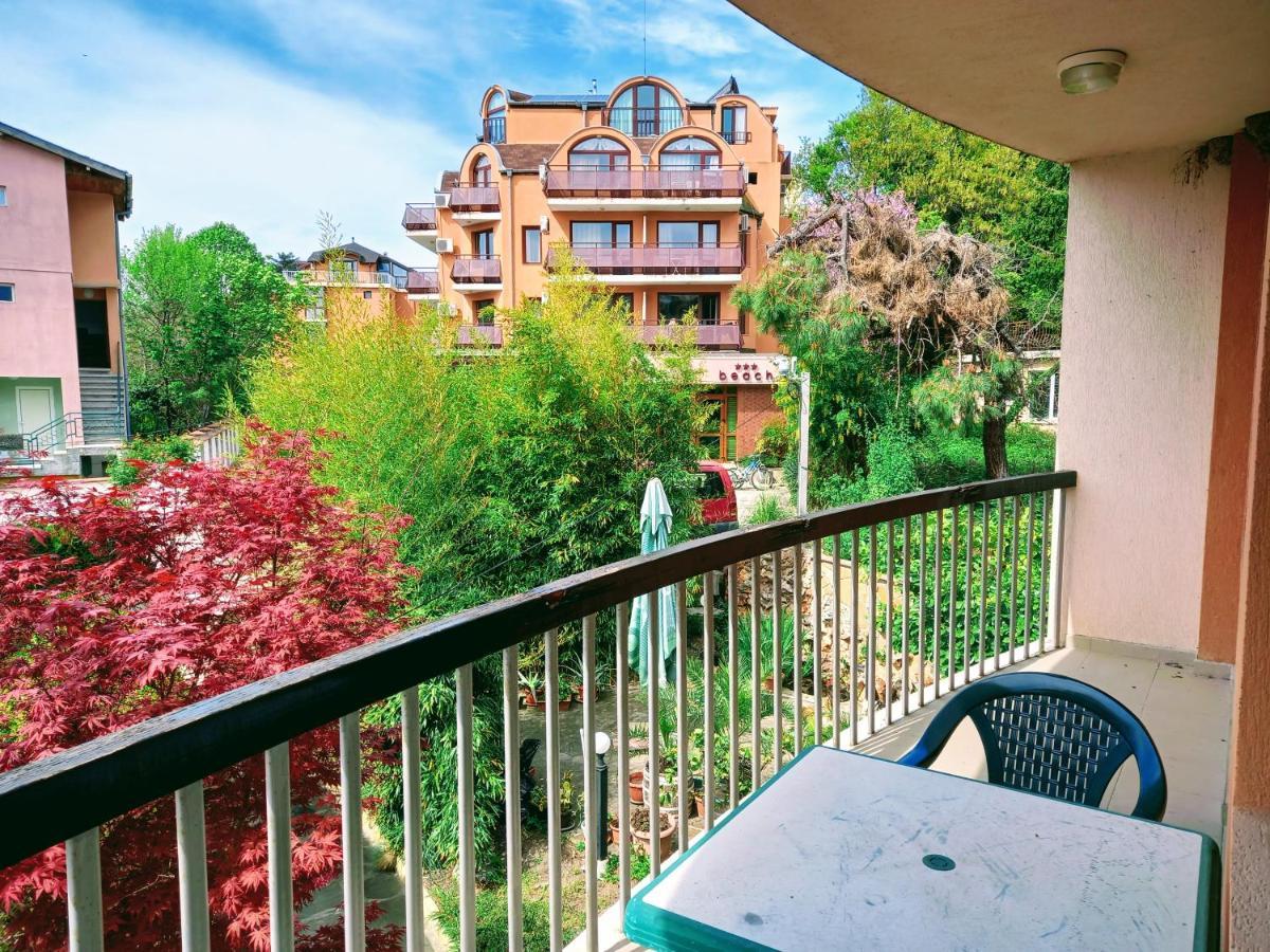 Beach Apartment Rose Golden Sands Exterior photo